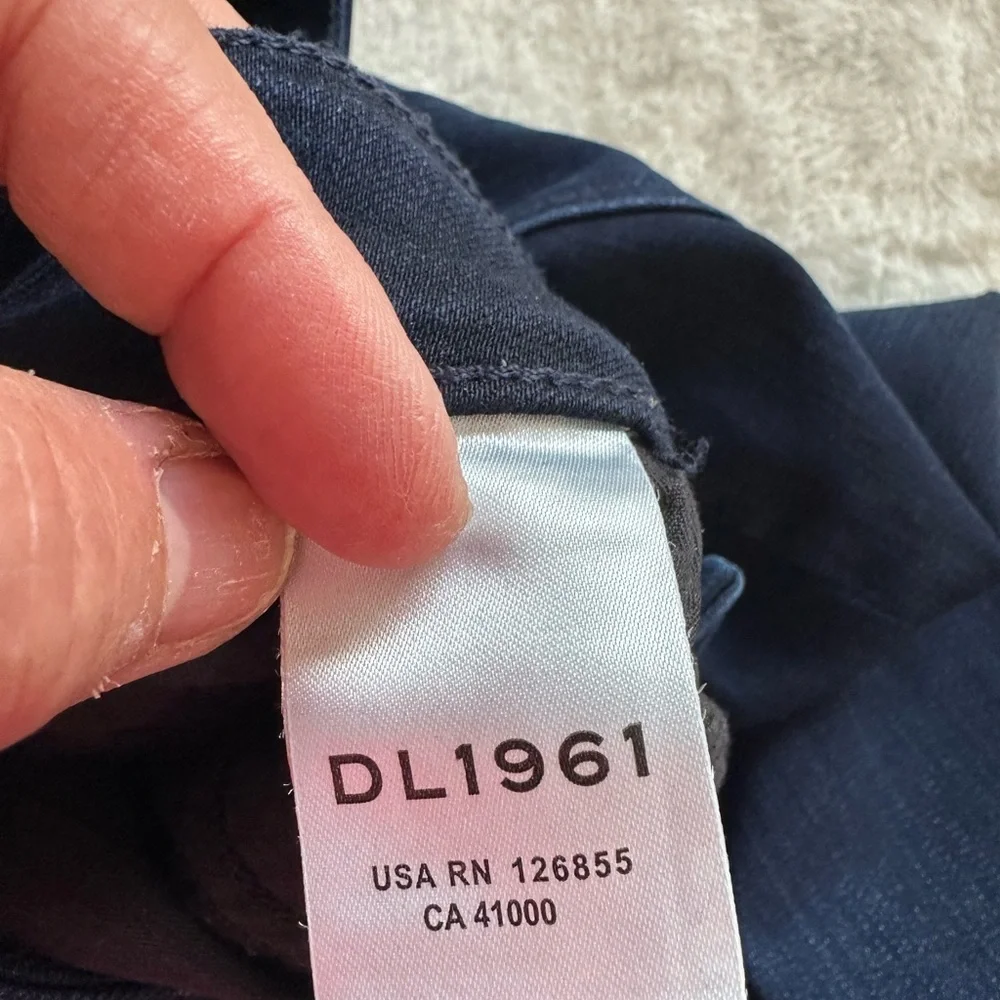 DL1961  Dark Blue Jeans - Picture 7 of 11